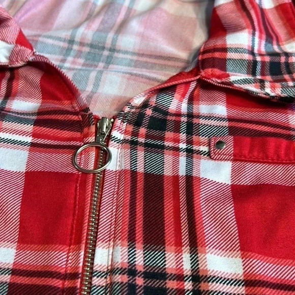 Women 3X top,red, plaid , cottage core , country vibe, cowboy, rodeo.NWOT,EC - Picture 13 of 15